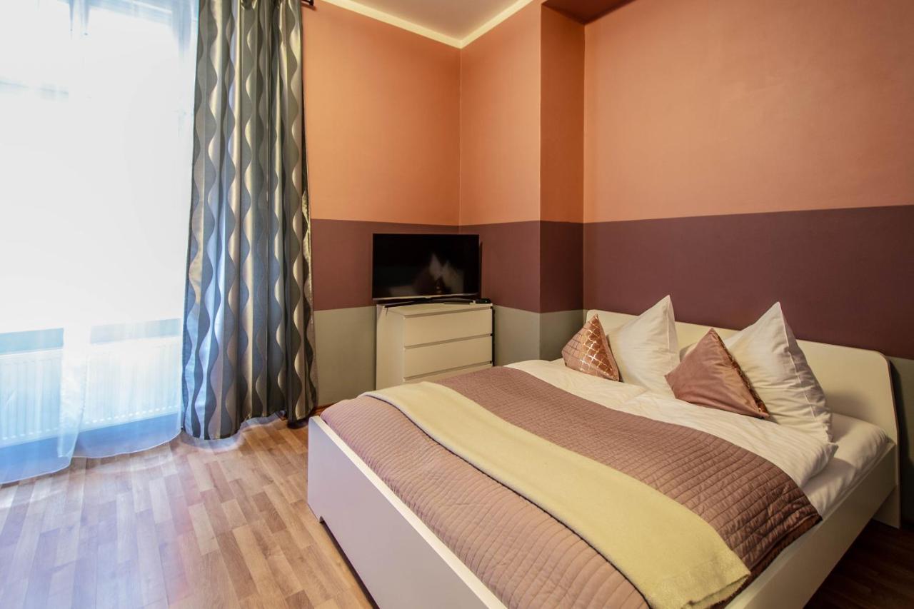 Ruzova Apartment By Ruterra Prague Exterior photo